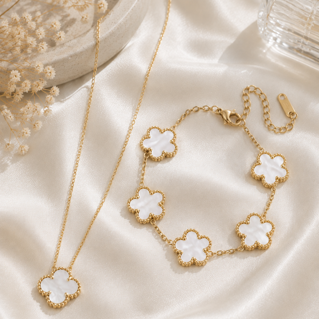 White Flower Set – Necklace & Bracelet