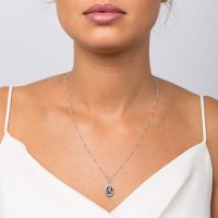 sui-colar-fio-santa-religiao-prata-fino-minimalista-necklace-silver-saint-religion-thin-minimalist-vintage