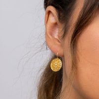 brinco-astral-in-gold-filigrana-joias-ouro-sui-jewellery-earrings-tradicional-modern-filigree-ines-barbosa